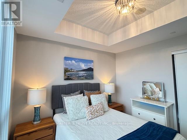 2212 - 9201 Yonge Street, Richmond Hill, Ontario  L4C 1H9 - Photo 13 - N13120164