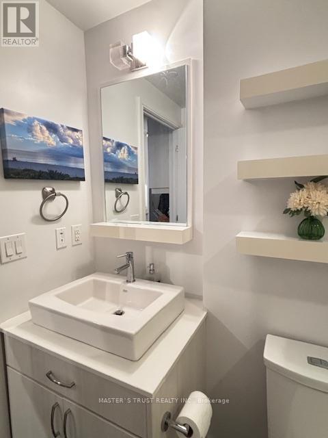 2212 - 9201 Yonge Street, Richmond Hill, Ontario  L4C 1H9 - Photo 15 - N13120164