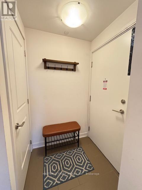 2212 - 9201 Yonge Street, Richmond Hill, Ontario  L4C 1H9 - Photo 6 - N13120164