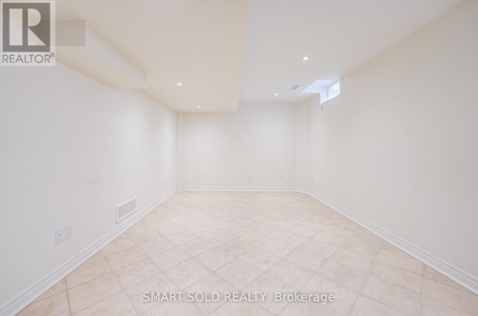 22 Beaton Avenue, Vaughan, Ontario  L6A 2P5 - Photo 34 - N13120168
