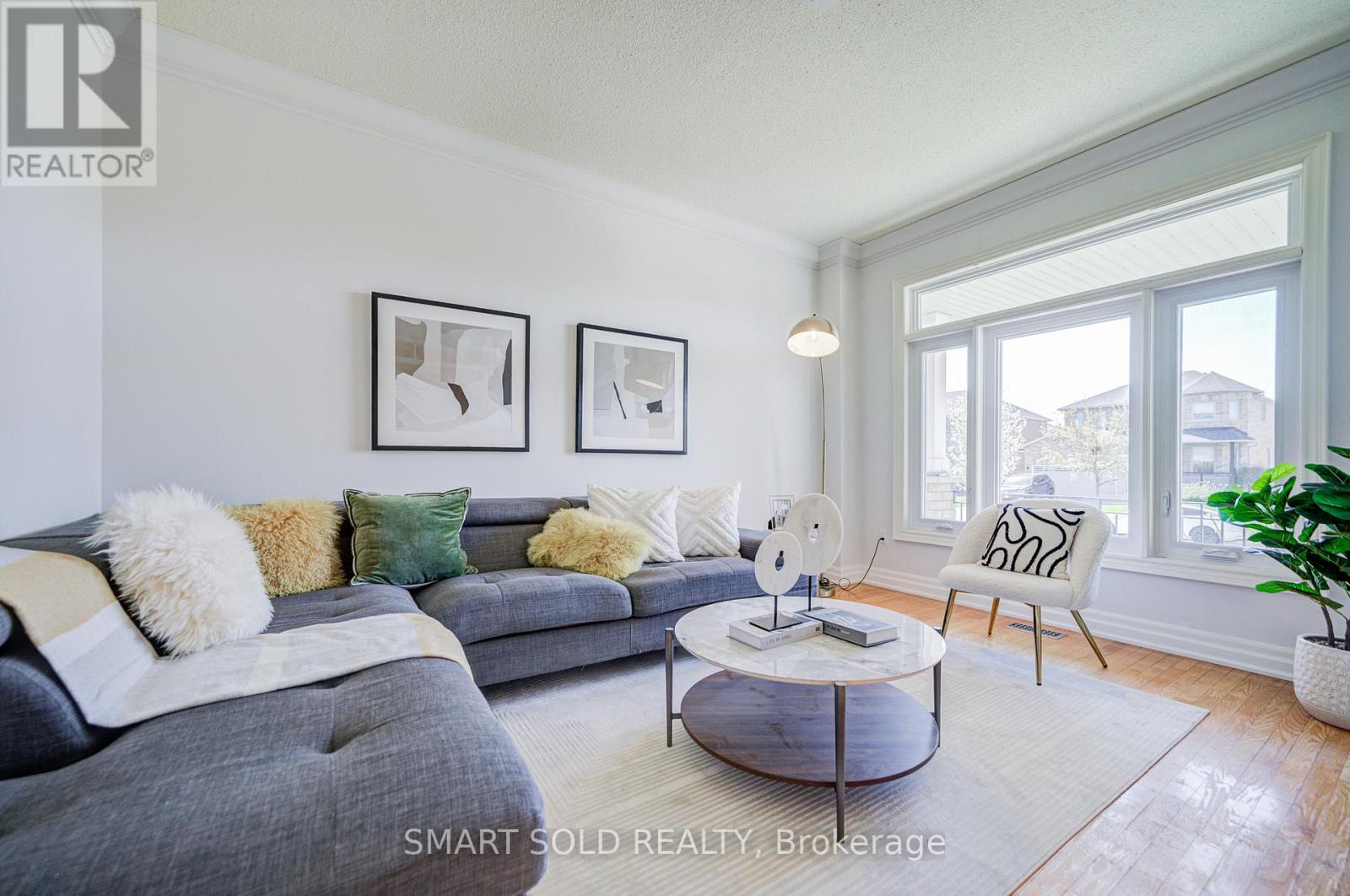 22 Beaton Avenue, Vaughan, Ontario  L6A 2P5 - Photo 7 - N13120168