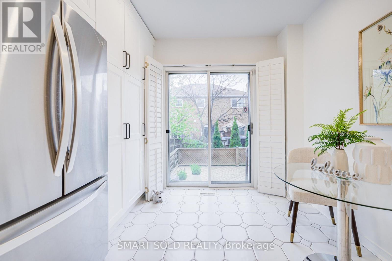 123 Thornway Avenue, Vaughan, Ontario  L4J 7Z3 - Photo 14 - N13120178