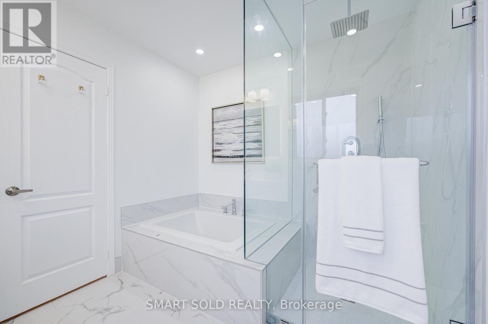 123 Thornway Avenue, Vaughan, Ontario  L4J 7Z3 - Photo 32 - N13120178