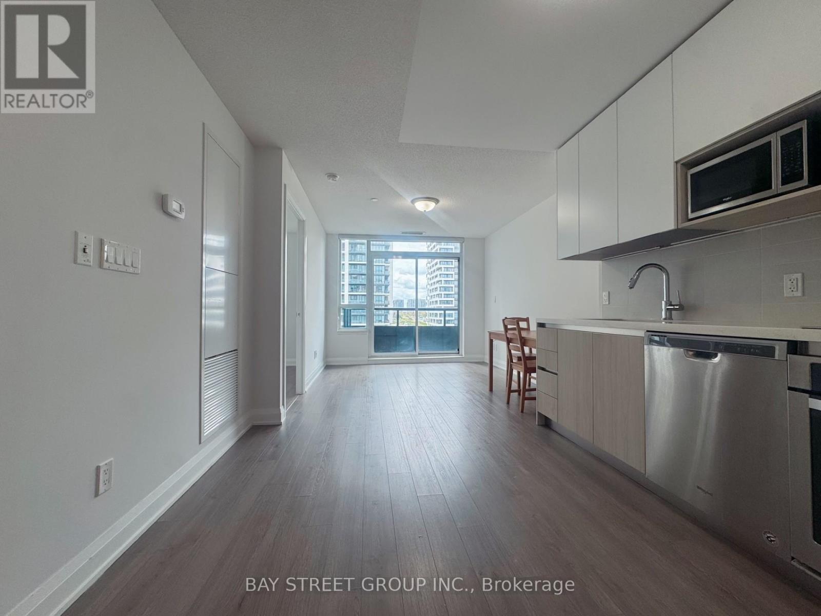 702 - 15 Water Walk Drive, Markham, Ontario  L3G 0G2 - Photo 5 - N13120220