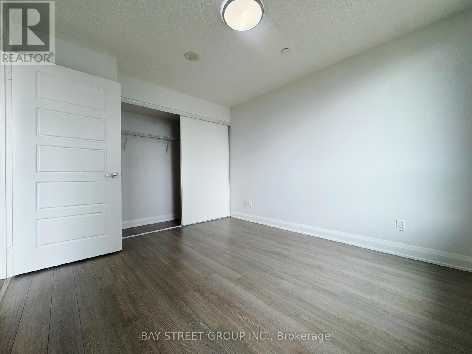 702 - 15 Water Walk Drive, Markham, Ontario  L3G 0G2 - Photo 7 - N13120220