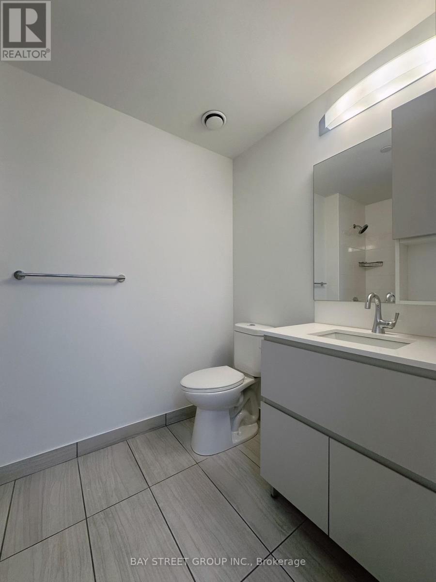 702 - 15 Water Walk Drive, Markham, Ontario  L3G 0G2 - Photo 9 - N13120220