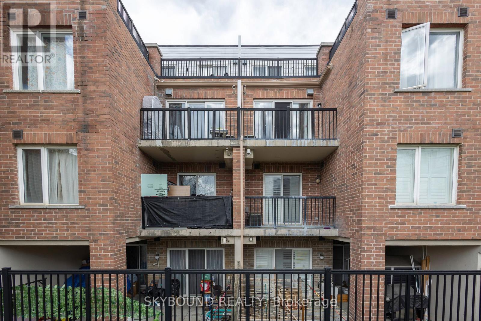 2033 - 3043 Finch Avenue W, Toronto, Ontario  M9M 0A4 - Photo 9 - W13120208