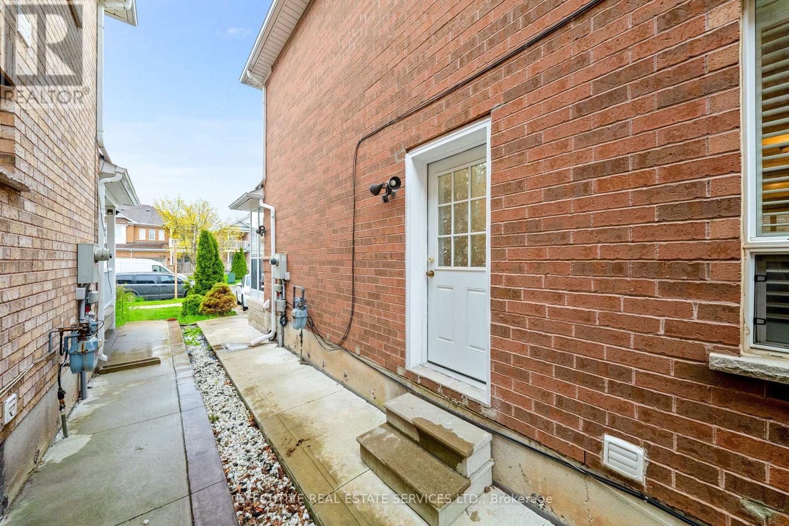 5727 Keldrew Avenue, Mississauga, Ontario  L5M 7B9 - Photo 39 - W13120218