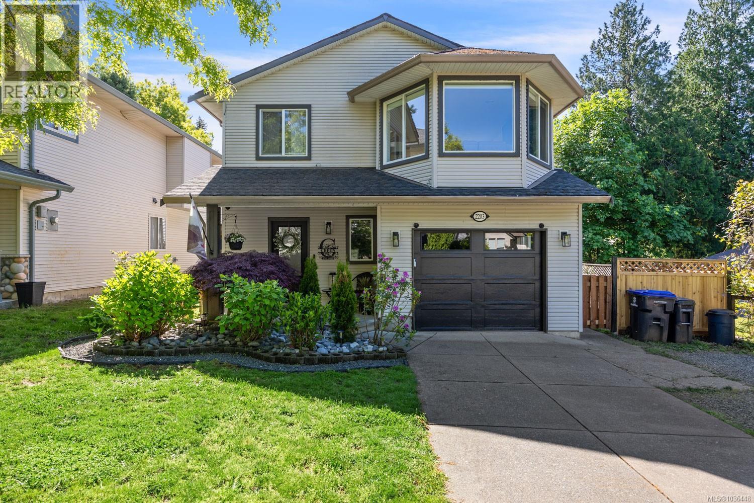 2203 Tamarack Dr, Courtenay, British Columbia