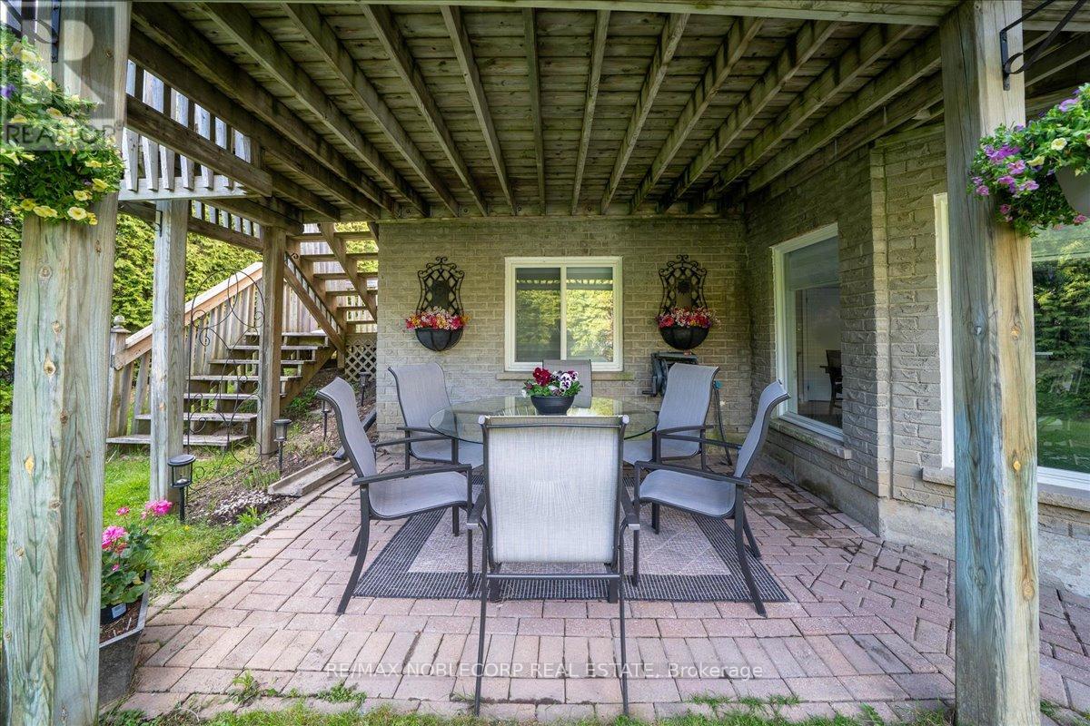 128 Mccauley Court, Newmarket, Ontario  L3Y 7W2 - Photo 49 - N13117418