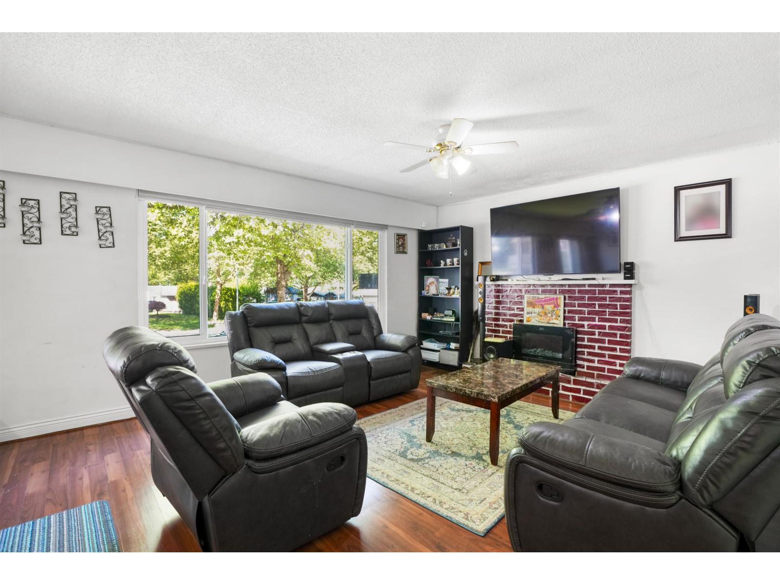 13312 Sutton Place, Surrey, British Columbia  V3V 6P8 - Photo 5 - R3122212