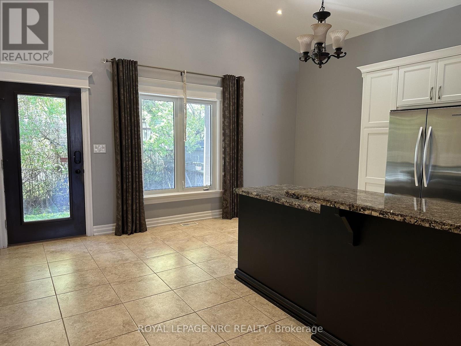 7 Sapphire Court N, St. Catharines, Ontario  L2M 0A4 - Photo 11 - X13048456