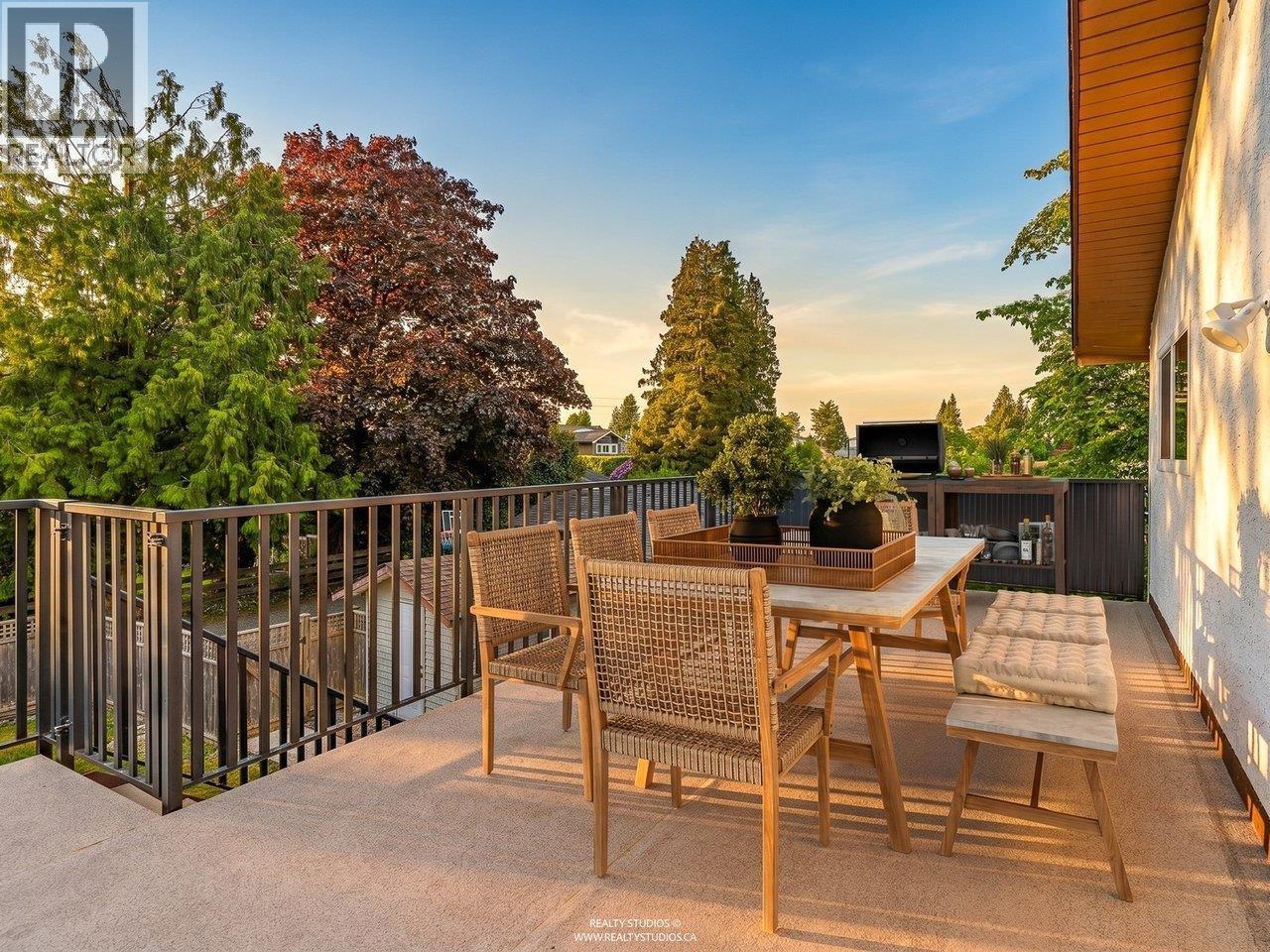 859 E 17th Street, North Vancouver, British Columbia  V7L 2X2 - Photo 18 - R3122082