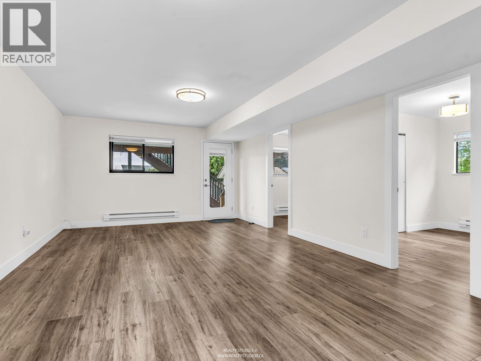 859 E 17th Street, North Vancouver, British Columbia  V7L 2X2 - Photo 24 - R3122082
