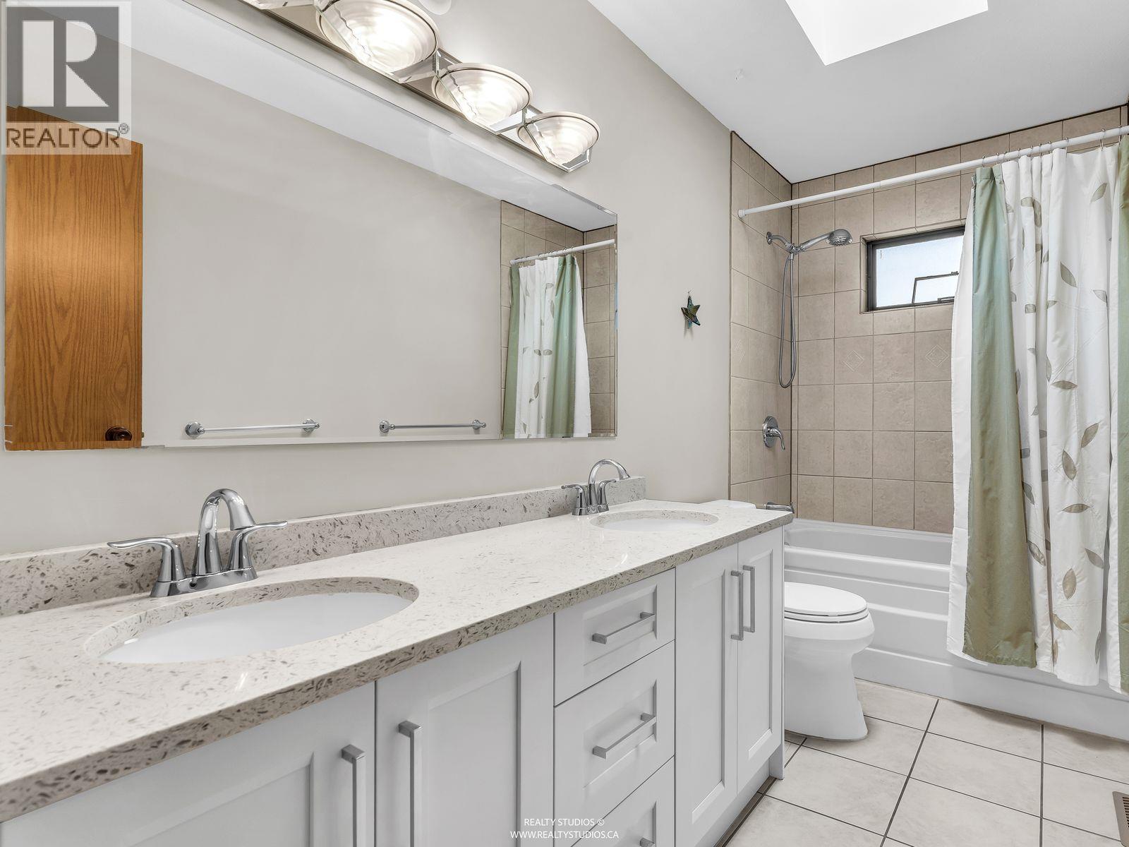 859 E 17th Street, North Vancouver, British Columbia  V7L 2X2 - Photo 14 - R3122082