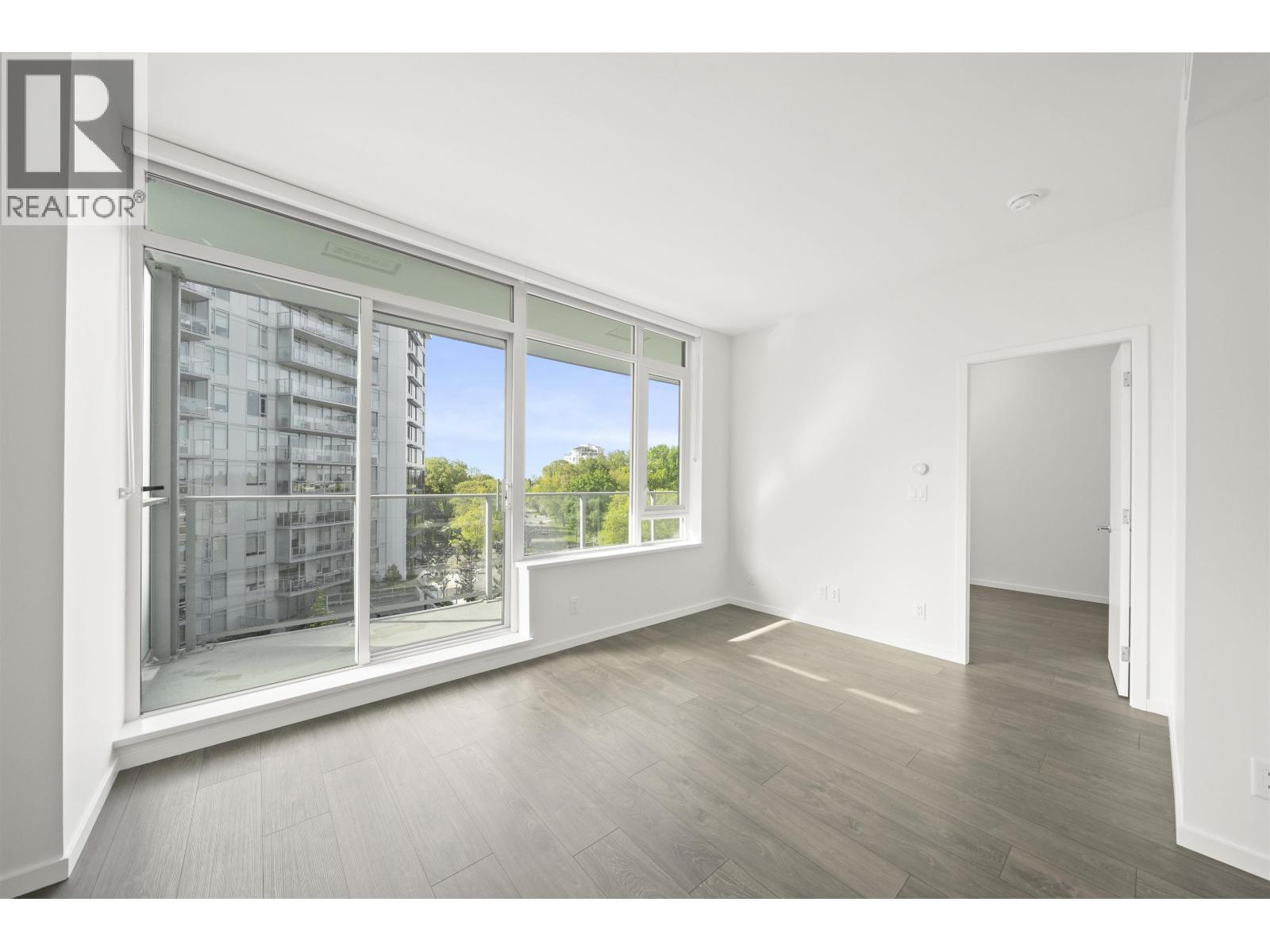 604 6788 Minoru Boulevard, Richmond, British Columbia  V6Y 0M6 - Photo 11 - R3122769