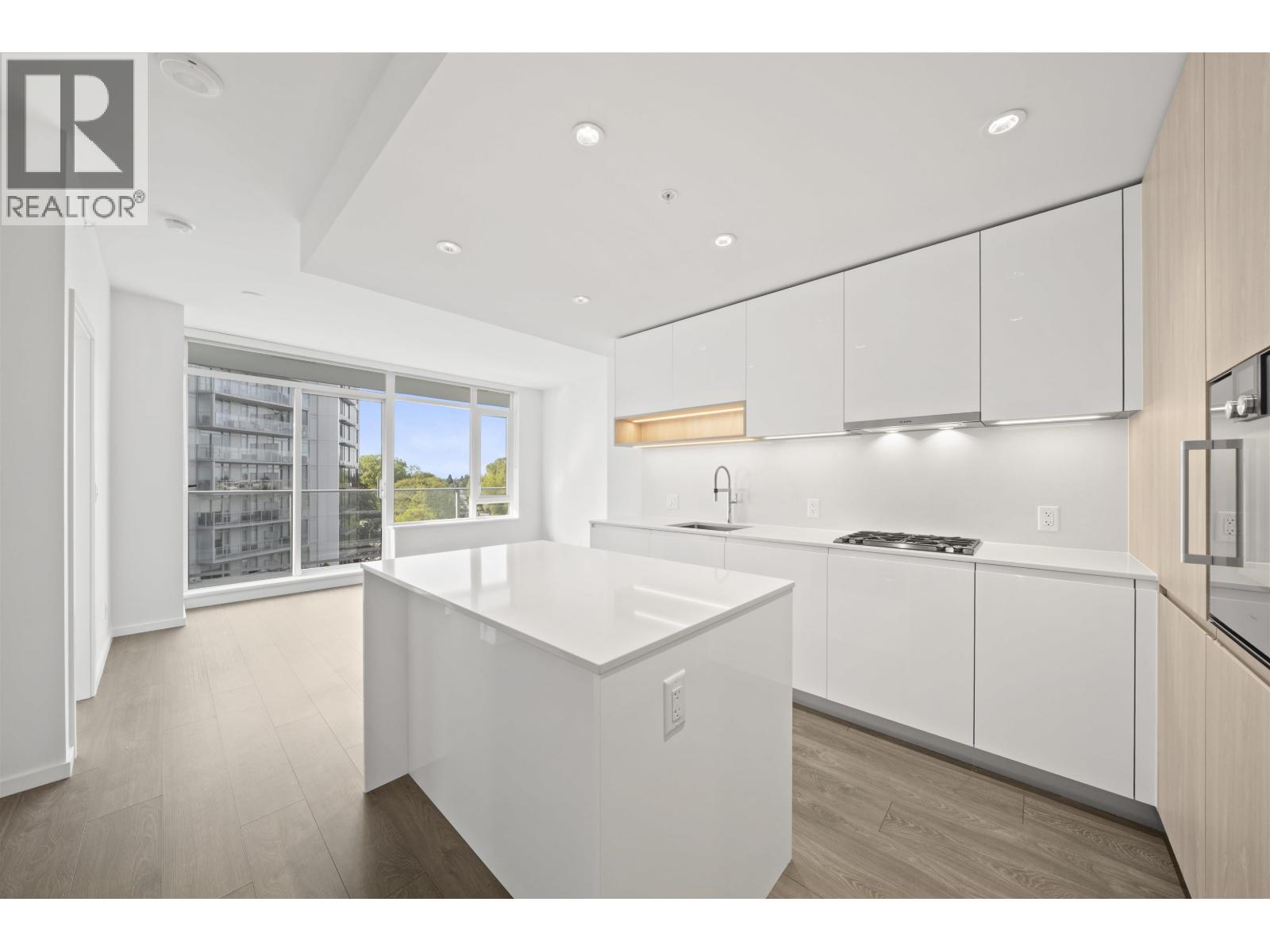 604 6788 Minoru Boulevard, Richmond, British Columbia  V6Y 0M6 - Photo 5 - R3122769