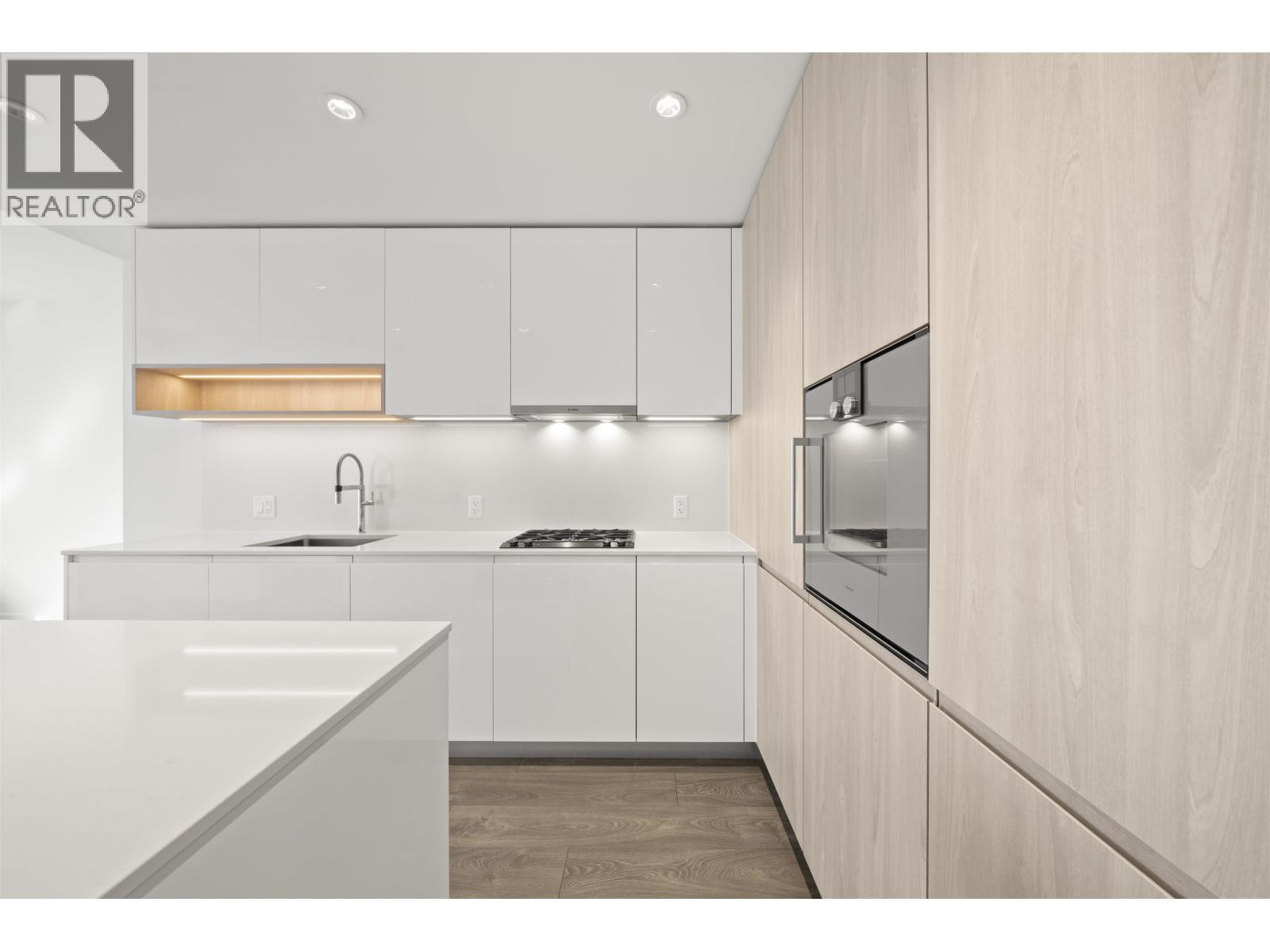 604 6788 Minoru Boulevard, Richmond, British Columbia  V6Y 0M6 - Photo 6 - R3122769