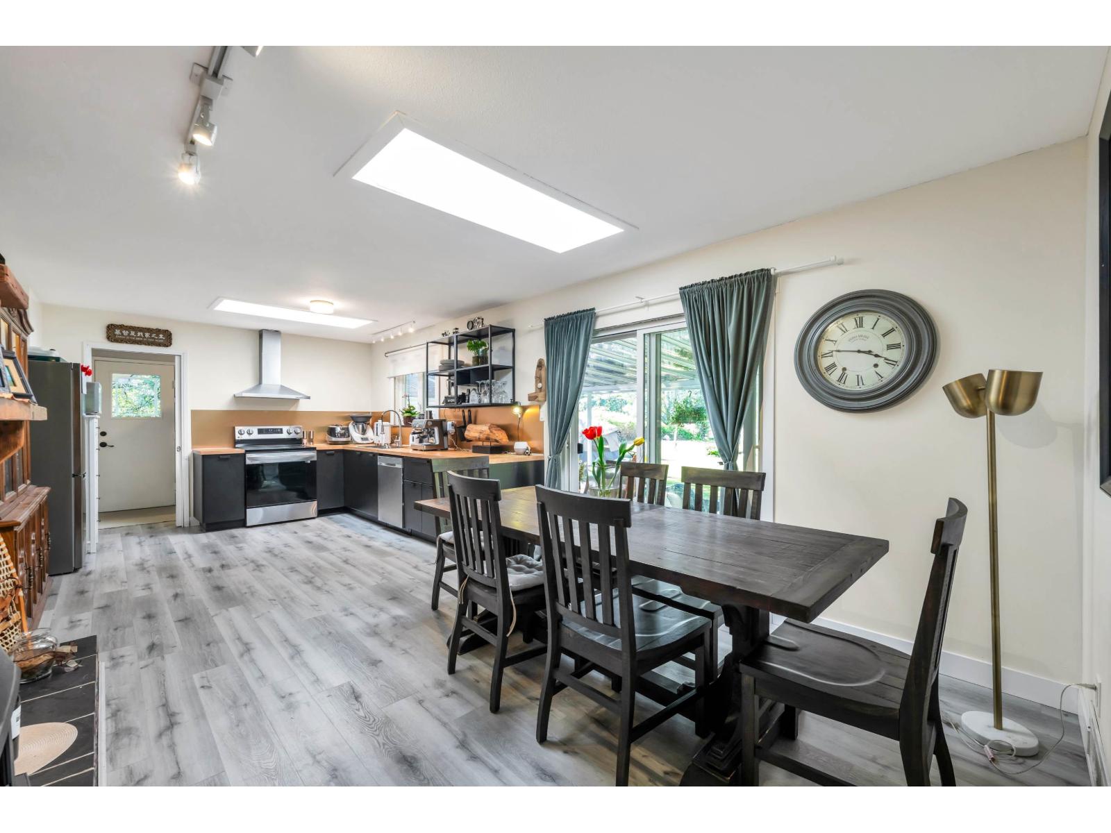17495 24 Avenue, Surrey, British Columbia  V3Z 0A3 - Photo 11 - R3122017