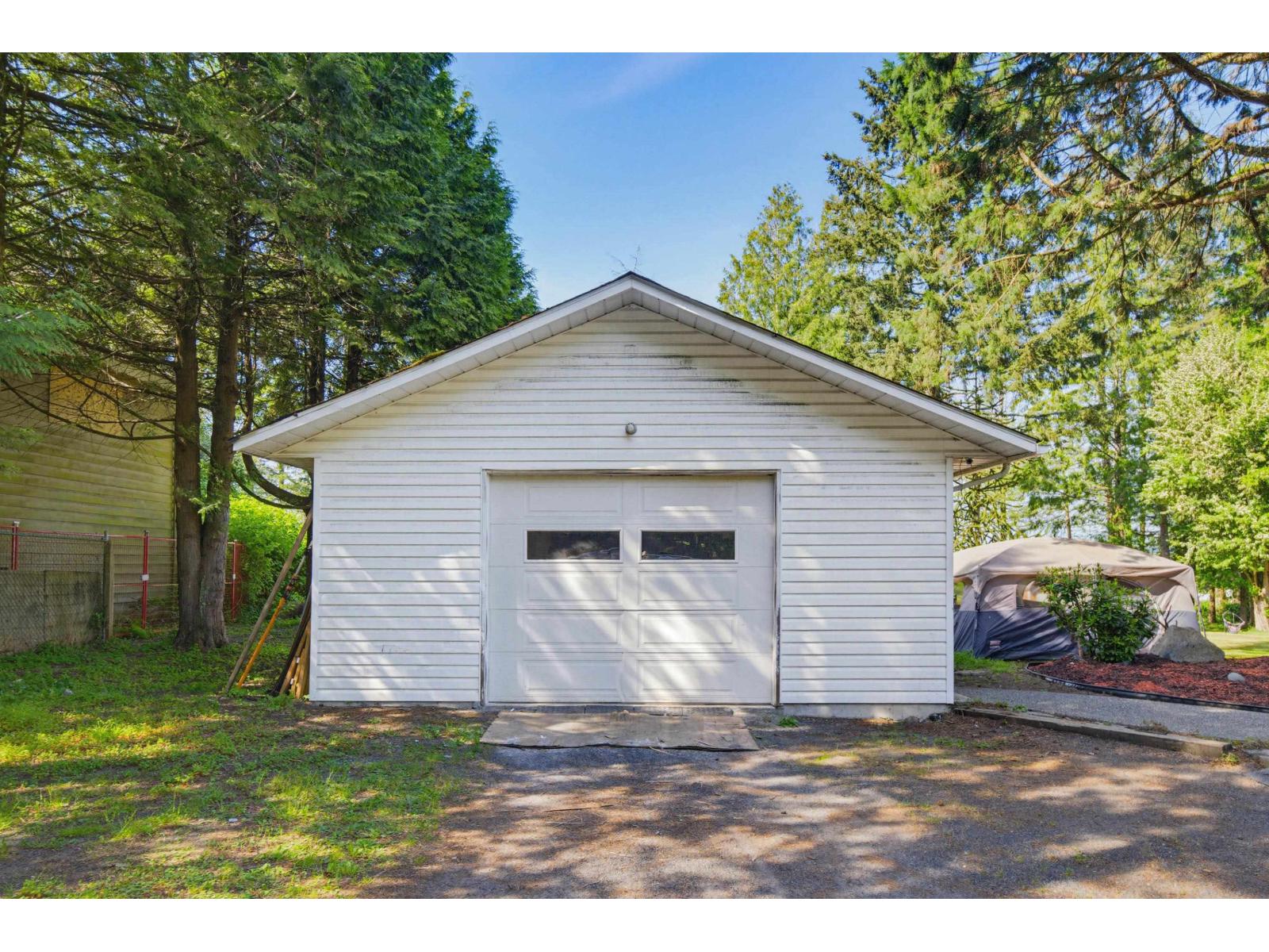 17495 24 Avenue, Surrey, British Columbia  V3Z 0A3 - Photo 21 - R3122017
