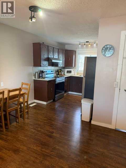 223 Pineland Place Ne, Calgary, Alberta  T1Y 3L4 - Photo 11 - A2299828