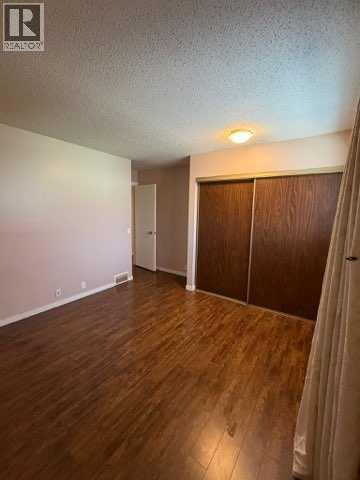 223 Pineland Place Ne, Calgary, Alberta  T1Y 3L4 - Photo 12 - A2299828