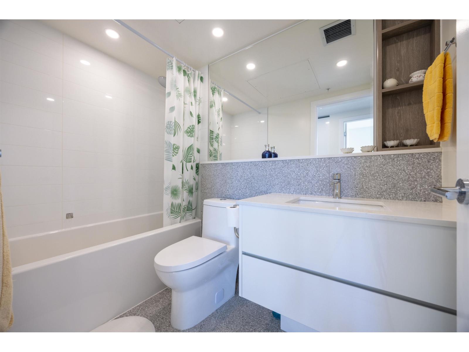 1602 10428 Whalley Boulevard, Surrey, British Columbia  V3T 0W2 - Photo 6 - R3123038