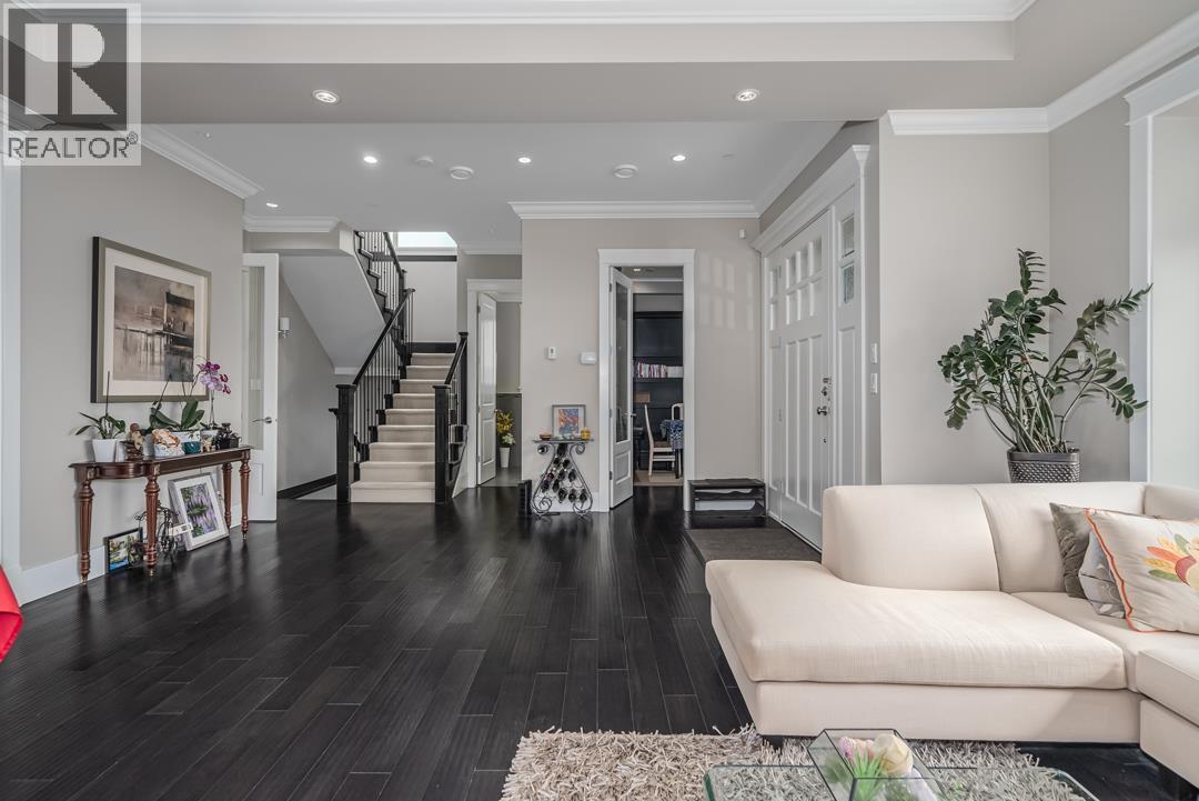 1507 E 55th Avenue, Vancouver, British Columbia  V5P 1Z2 - Photo 5 - R3123081