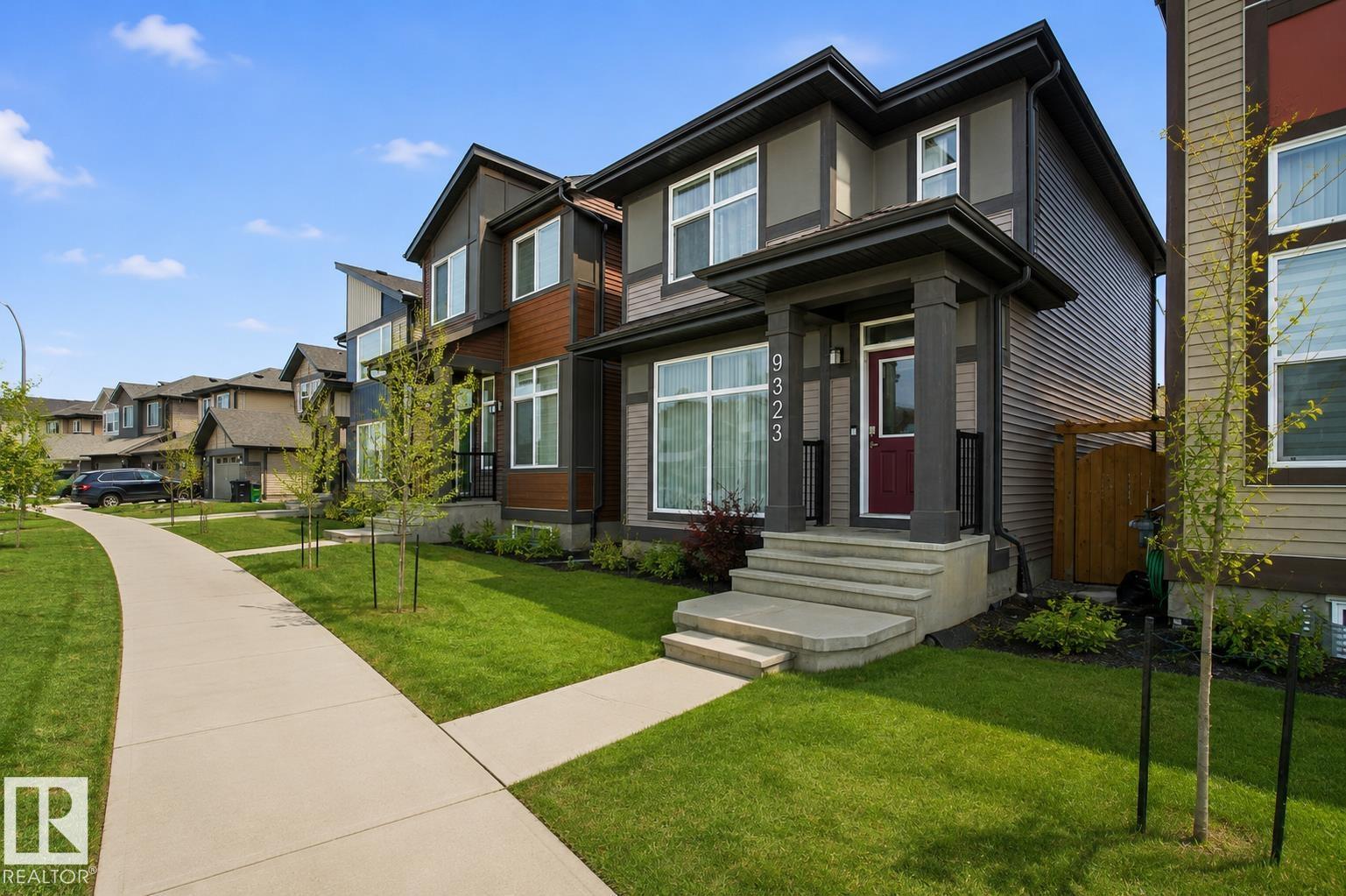 9323 226 St NW, Edmonton, Alberta  T5T 7R5 - Photo 2 - E4471364
