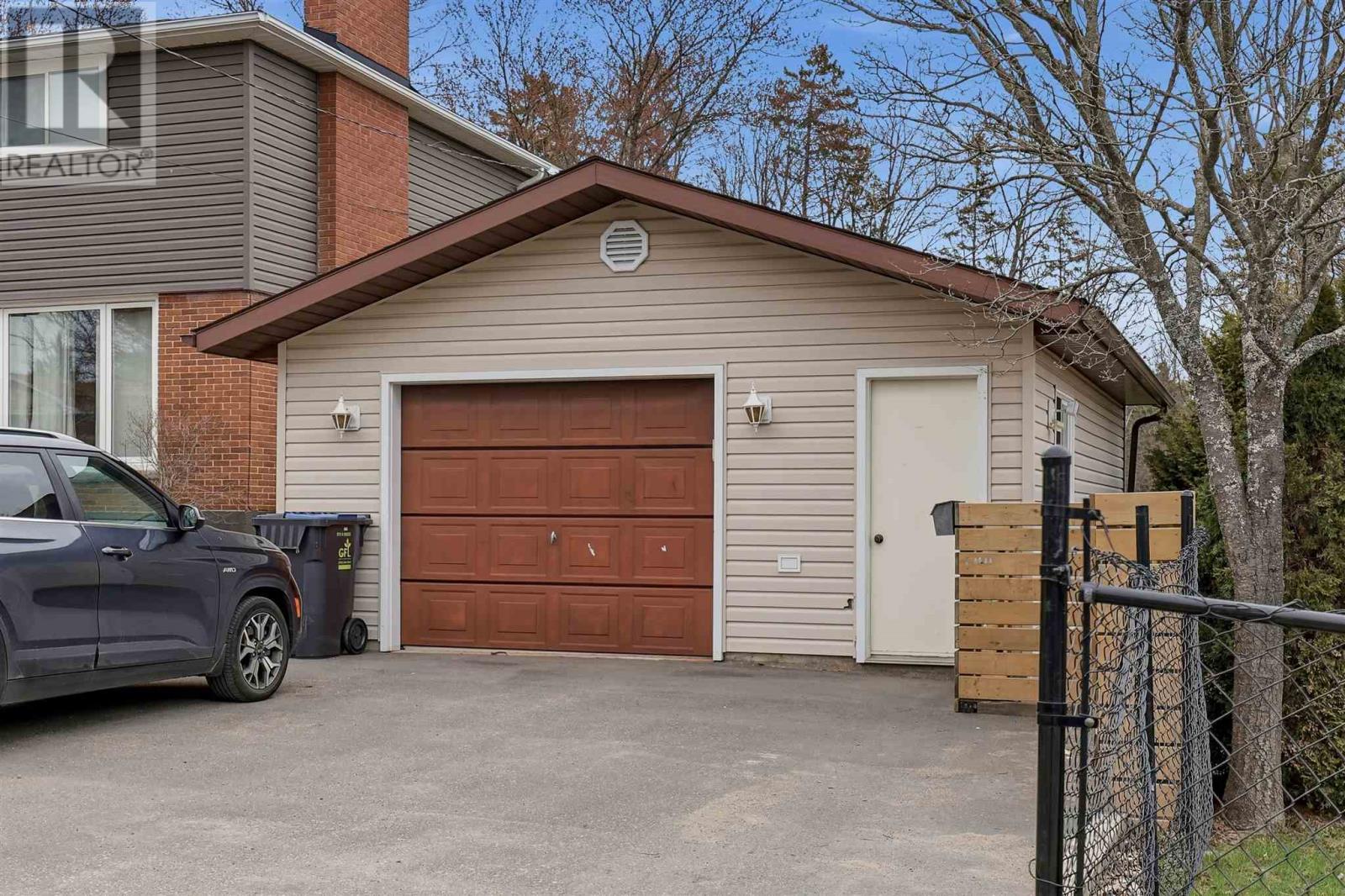 6 Moluch St, Sault Ste. Marie, Ontario  P6B 3G8 - Photo 4 - SM260948