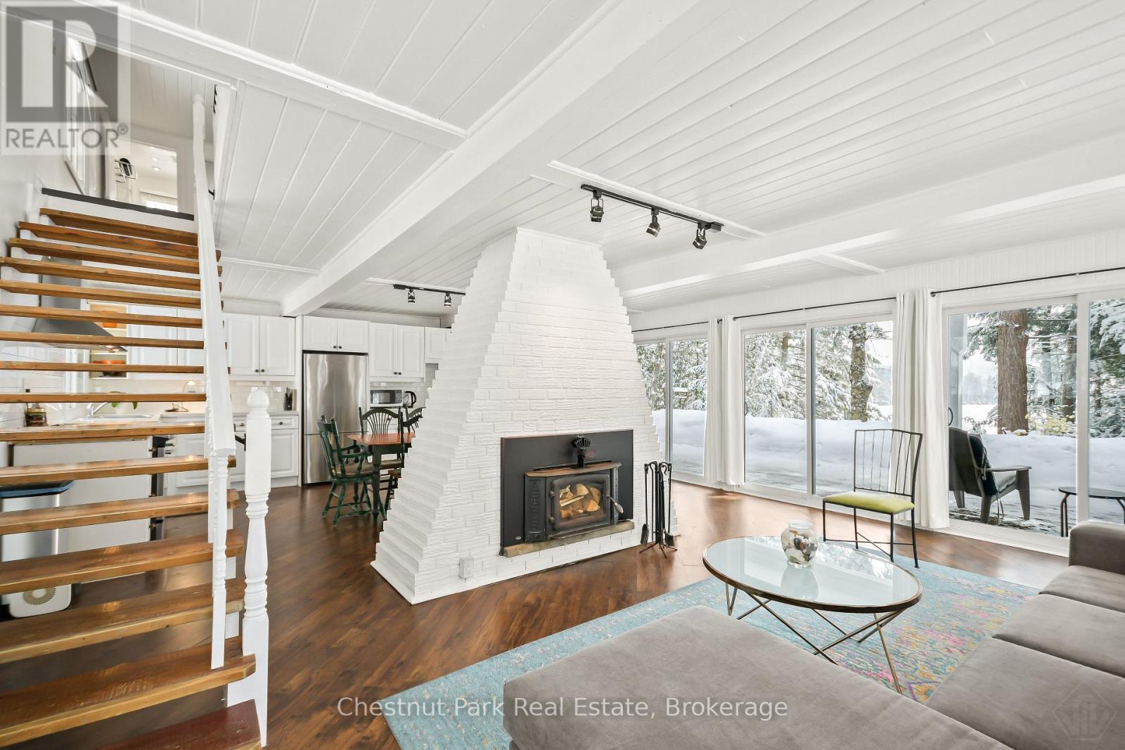 1023 Roly Lane, Lake Of Bays, Ontario  P1H 2J6 - Photo 9 - X13120262