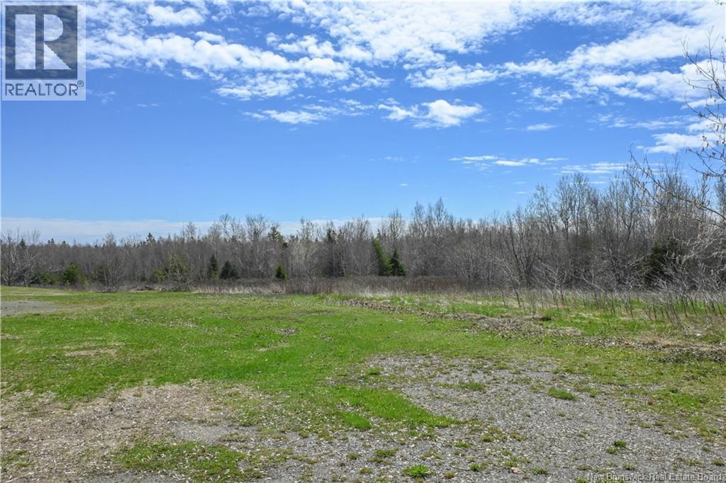 3962 Principale Street, Tracadie, New Brunswick  E1X 1B6 - Photo 2 - NB138400