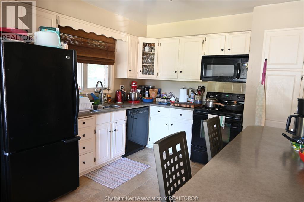 5 Bernard Avenue East, Ridgetown, Ontario  N0P 2C0 - Photo 6 - 26003725