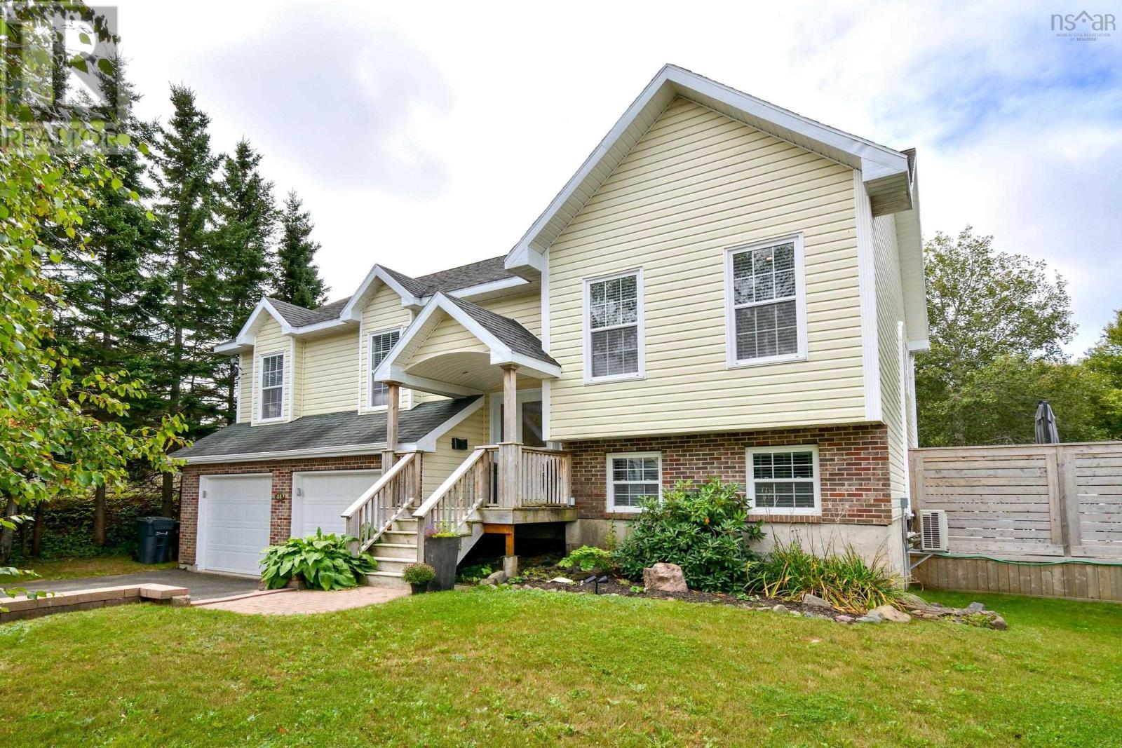 44 Ferndell Crescent, Sydney, Nova Scotia  B1S 3C6 - Photo 1 - 202601307