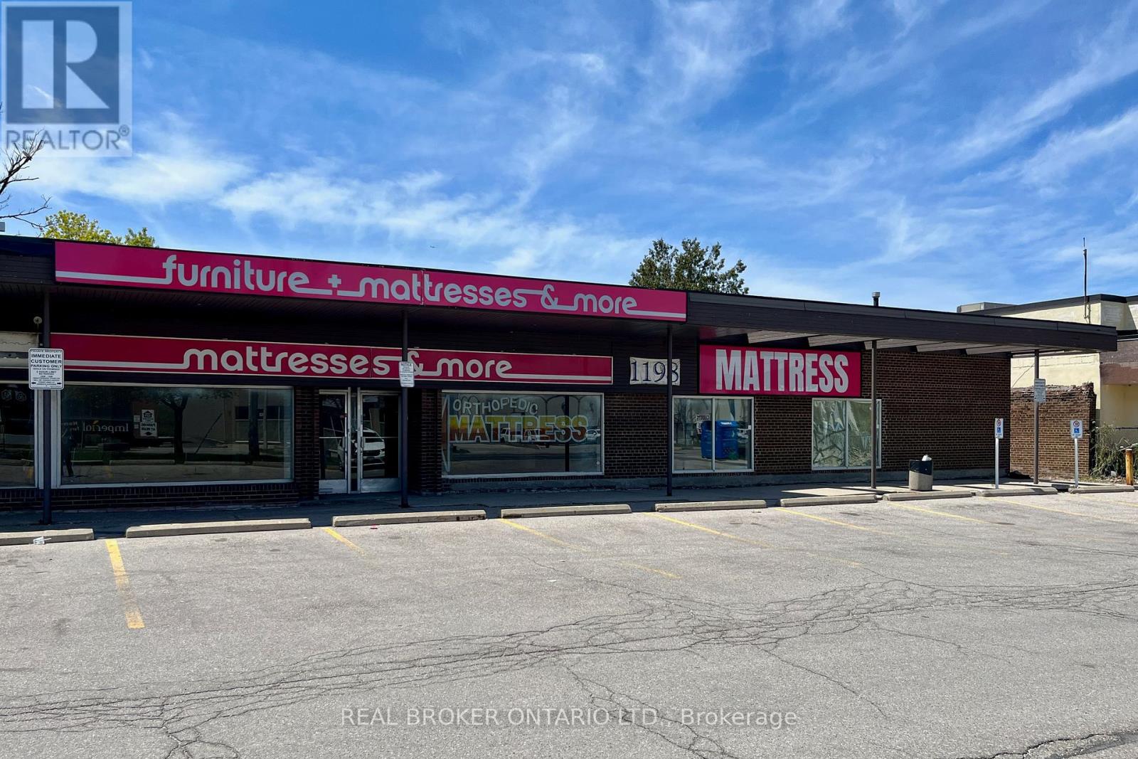 1198 KENNEDY ROAD, Toronto, Ontario