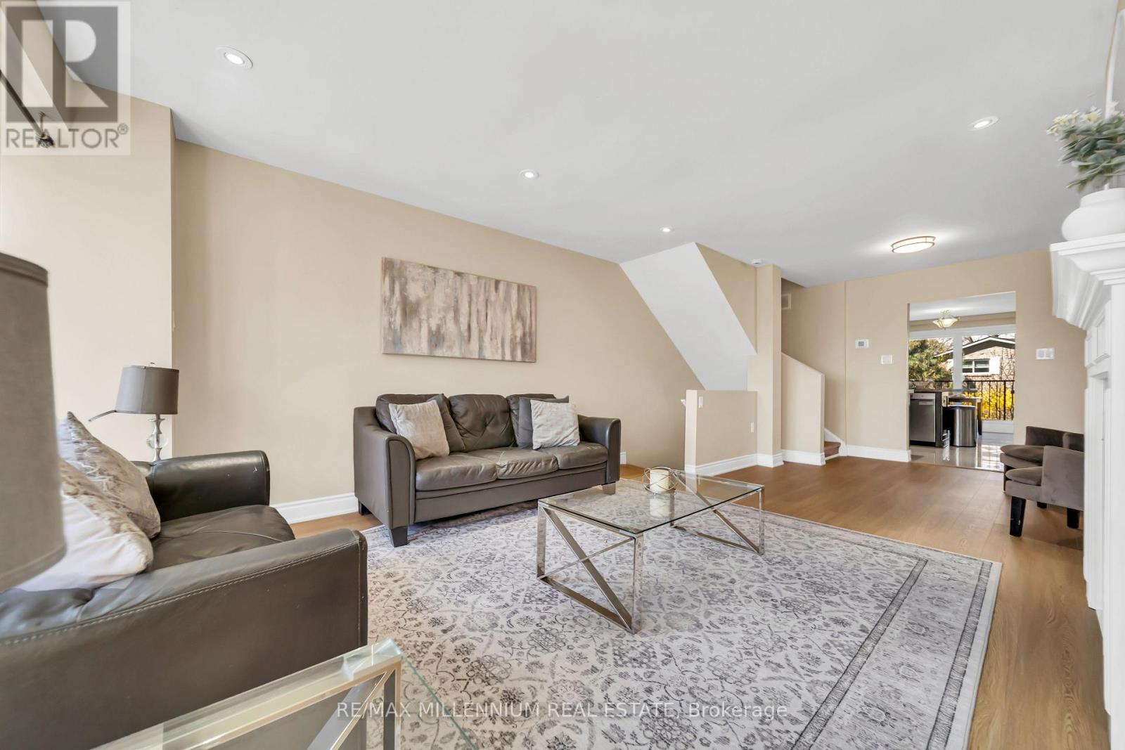 62 Cumberland Lane, Ajax, Ontario  L1S 7K4 - Photo 6 - E13114010