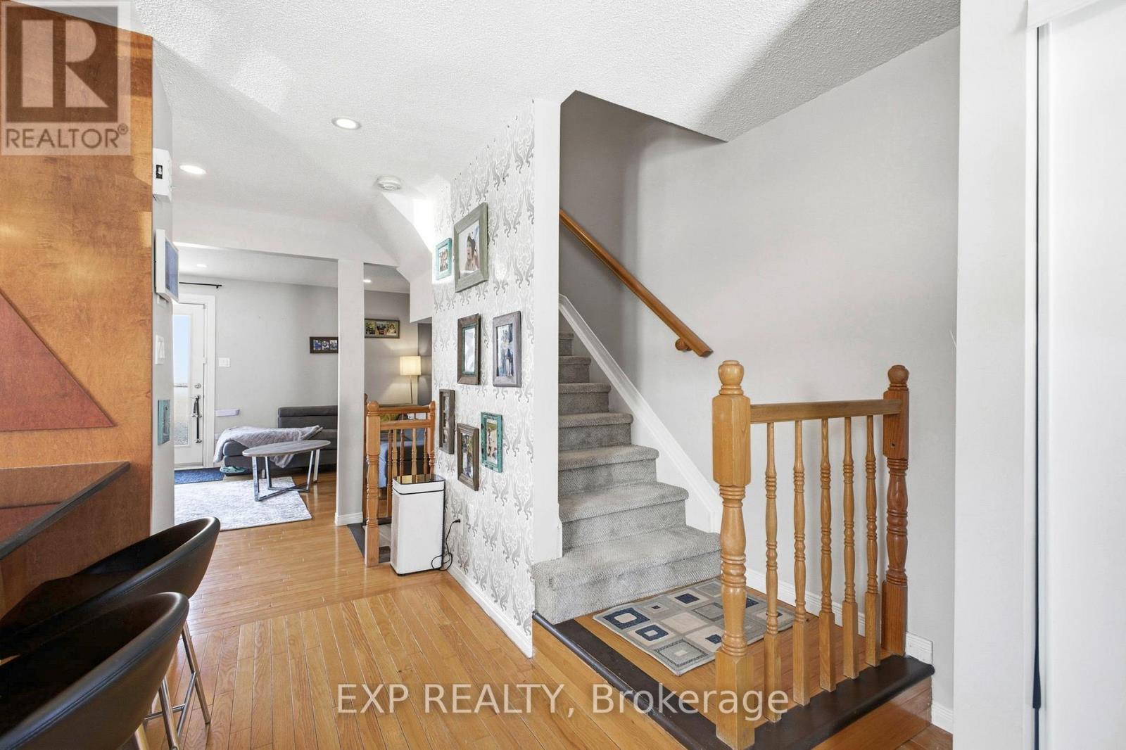 161 Mcclintock Way, Ottawa, Ontario  K2L 2A5 - Photo 9 - X12901174