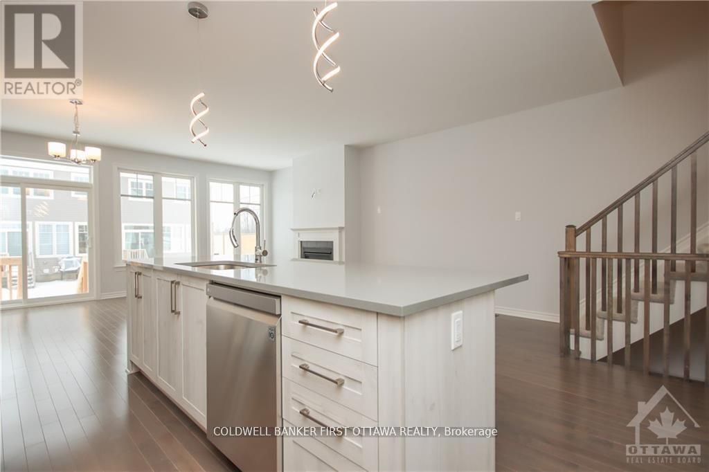 144 Angelonia Crescent, Ottawa, Ontario  K1T 0Y5 - Photo 7 - X13118174