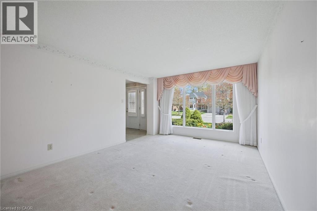 363 Northlake Drive, Waterloo, Ontario  N2V 1W6 - Photo 7 - 40813535
