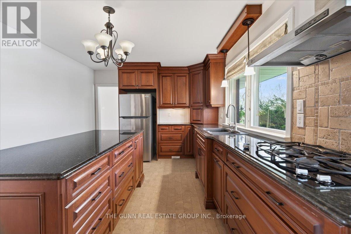 38 Wychwood Park, London North, Ontario  N6G 1R6 - Photo 20 - X13120372