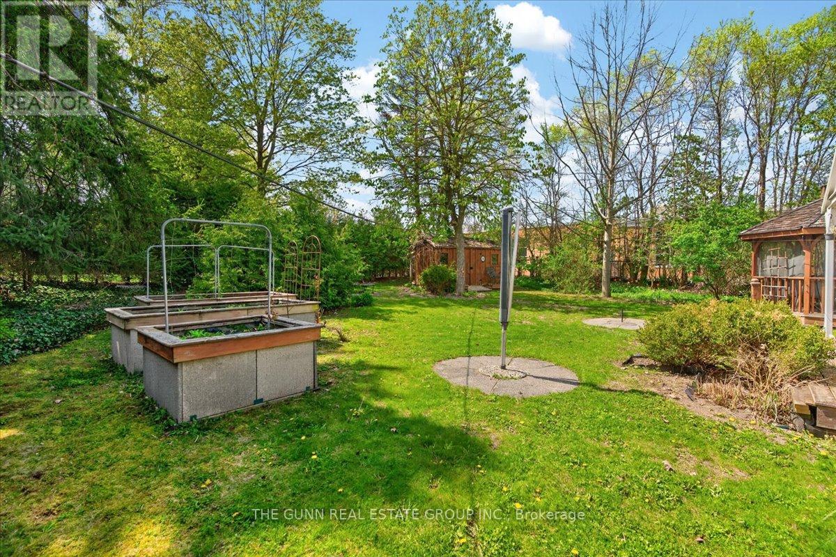 38 Wychwood Park, London North, Ontario  N6G 1R6 - Photo 43 - X13120372