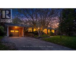 38 WYCHWOOD PARK, London North, Ontario