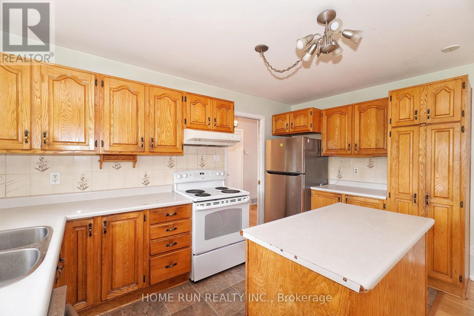 979 Blair Road, Ottawa, Ontario  K1J 7M9 - Photo 19 - X13120310