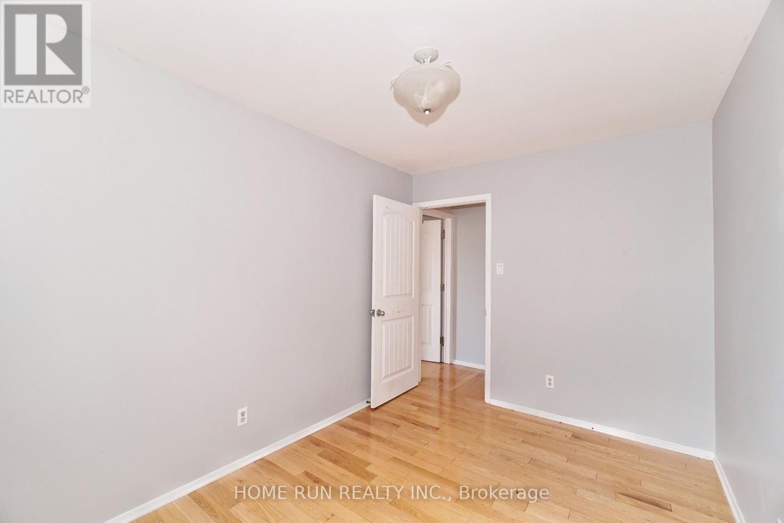 979 Blair Road, Ottawa, Ontario  K1J 7M9 - Photo 25 - X13120310