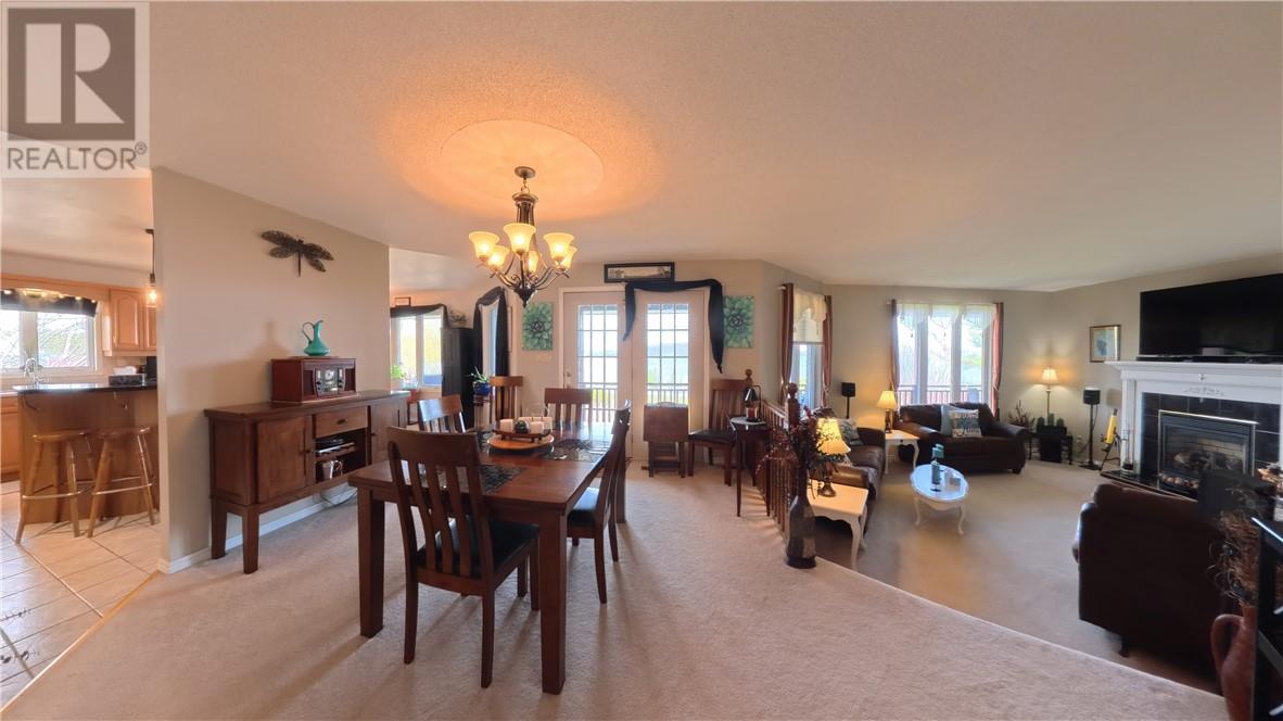 12 Rainbow Trail, Mindemoya, Ontario  P0P 1S0 - Photo 11 - 2127627