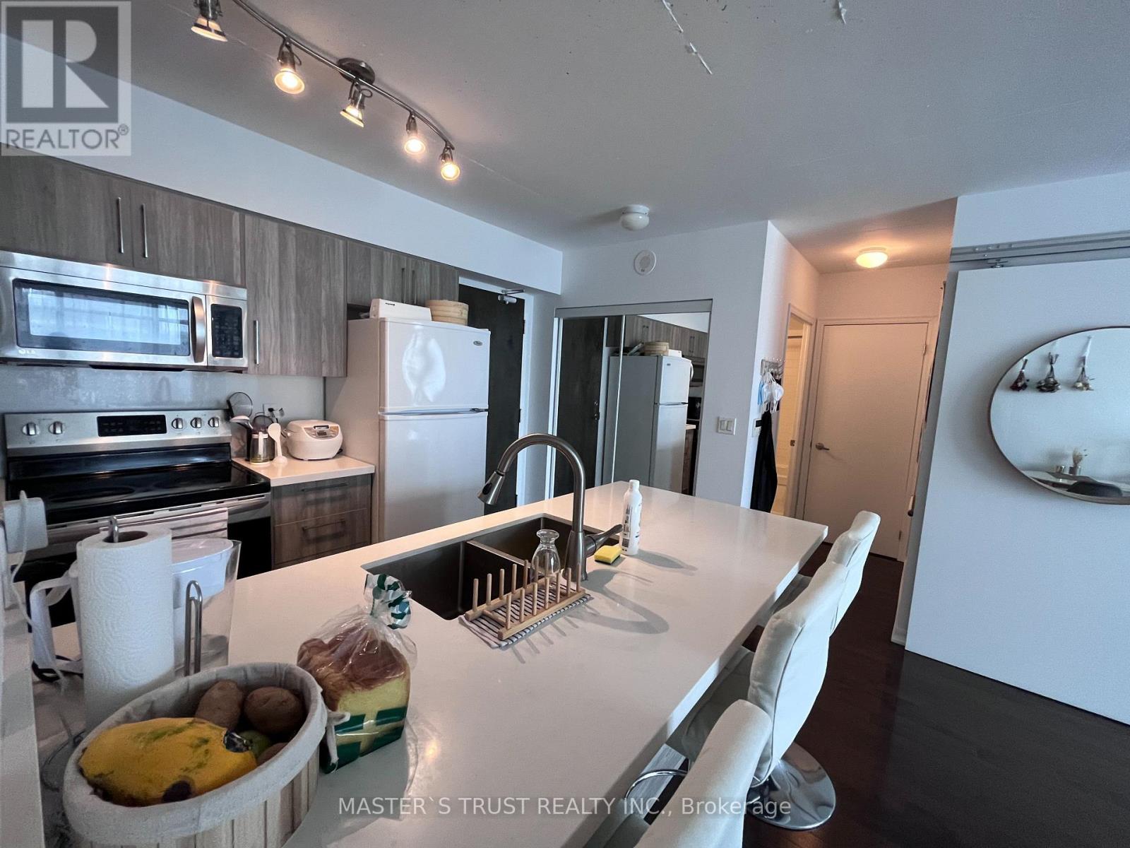 1402 - 22 Wellesley Street E, Toronto, Ontario  M4Y 1G3 - Photo 11 - C13120254