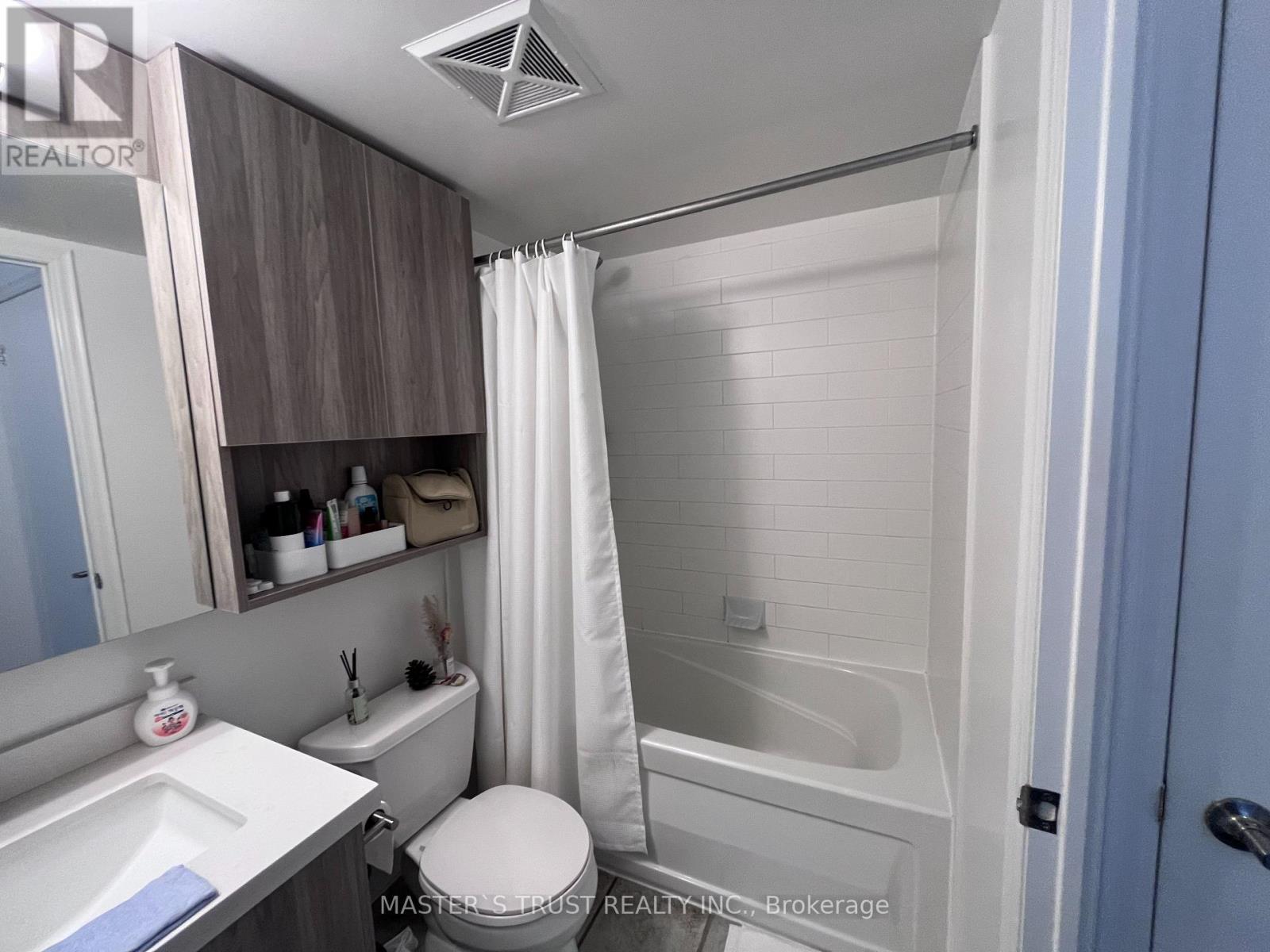 1402 - 22 Wellesley Street E, Toronto, Ontario  M4Y 1G3 - Photo 13 - C13120254