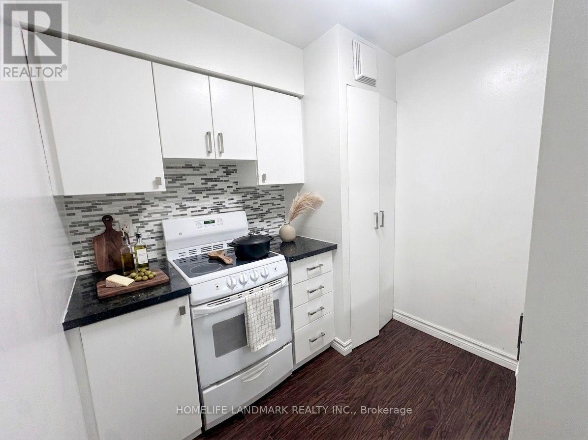 616 - 1055 Bay Street, Toronto, Ontario  M5S 3A3 - Photo 2 - C13120258