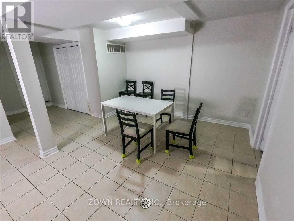 234 Roywood Drive, Toronto, Ontario  M3A 2E6 - Photo 4 - C13120278
