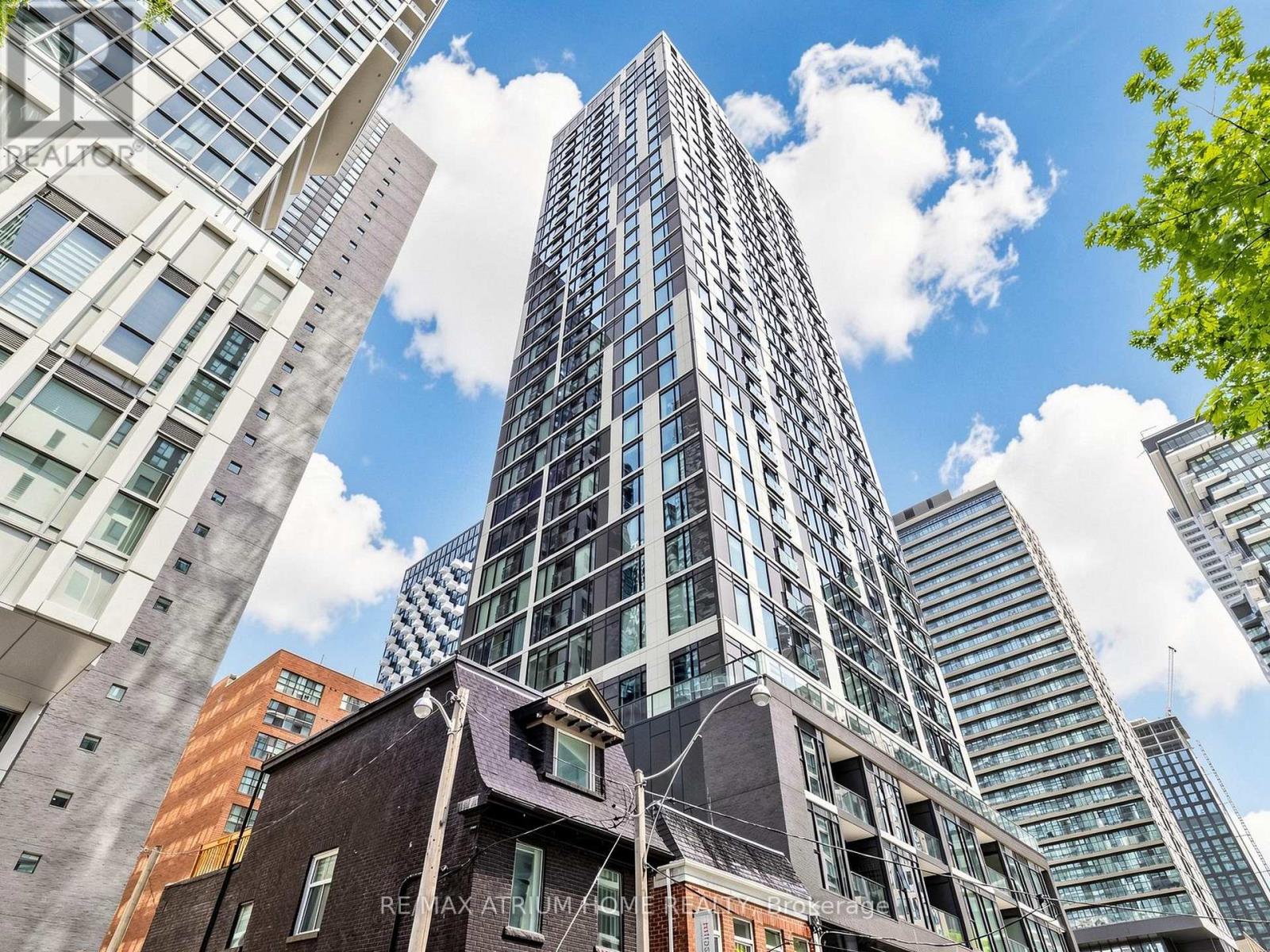 65 Mutual Street, Toronto, Ontario  M5B 0E5 - Photo 1 - C13120288